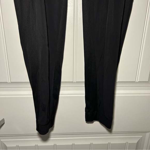 Athleta Black Brooklyn Joggers Size 4 - Picture 3 of 9